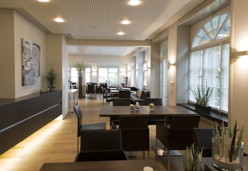 Gasthaus Zum Bahnhof Berg Luaran gambar
